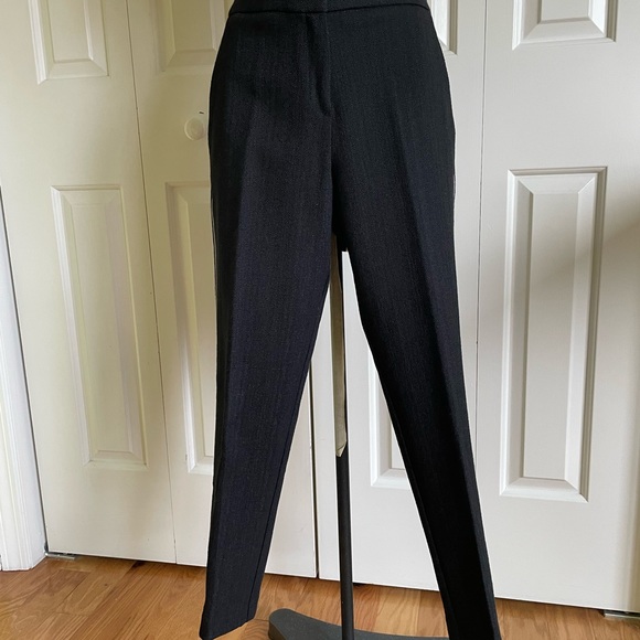 AXARA Women Black Cropped Pants 2/36 France NWOT - Picture 3 of 8